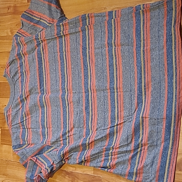 Faded glory tee - Picture 3 of 3